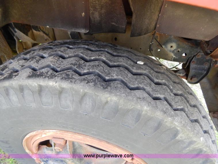 image for item Z9354 1980 GMC TopKick box truck