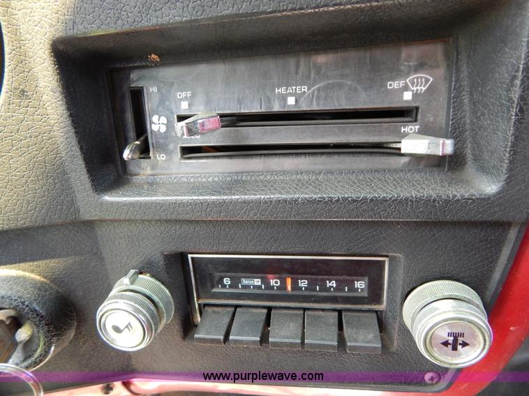 image for item Z9354 1980 GMC TopKick box truck