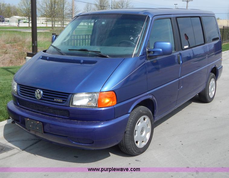 image for item Z9358 1999 Volkswagen VR6 van