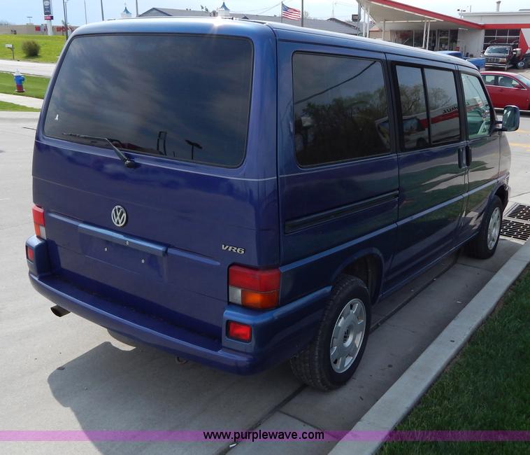 image for item Z9358 1999 Volkswagen VR6 van