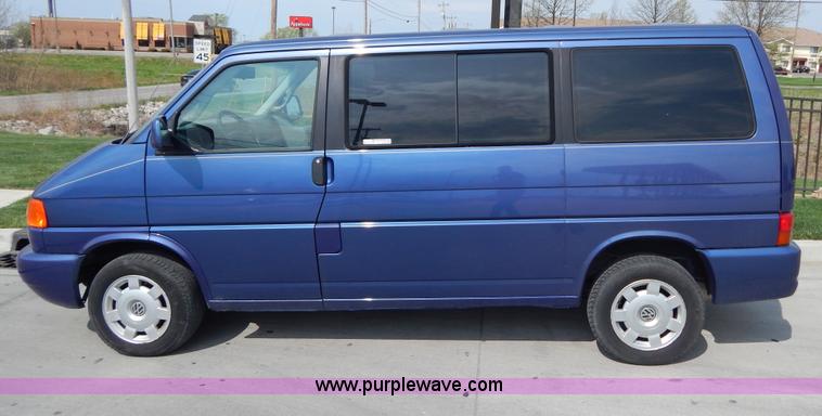 image for item Z9358 1999 Volkswagen VR6 van