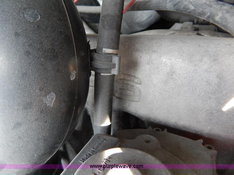 image for item Z9358 1999 Volkswagen VR6 van