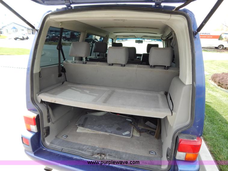 image for item Z9358 1999 Volkswagen VR6 van