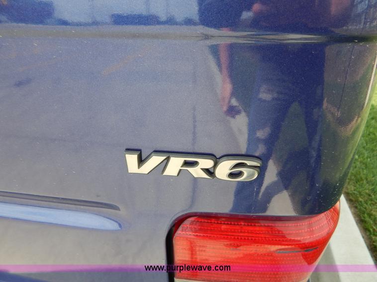 image for item Z9358 1999 Volkswagen VR6 van