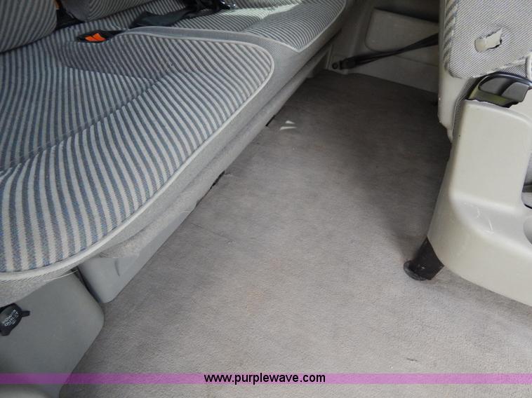 image for item Z9358 1999 Volkswagen VR6 van