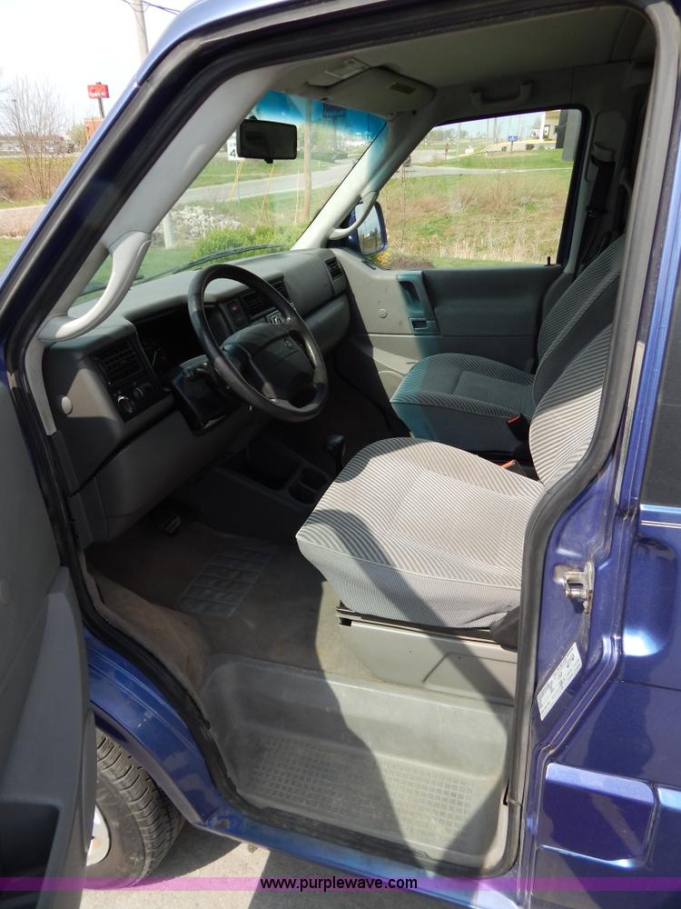 image for item Z9358 1999 Volkswagen VR6 van