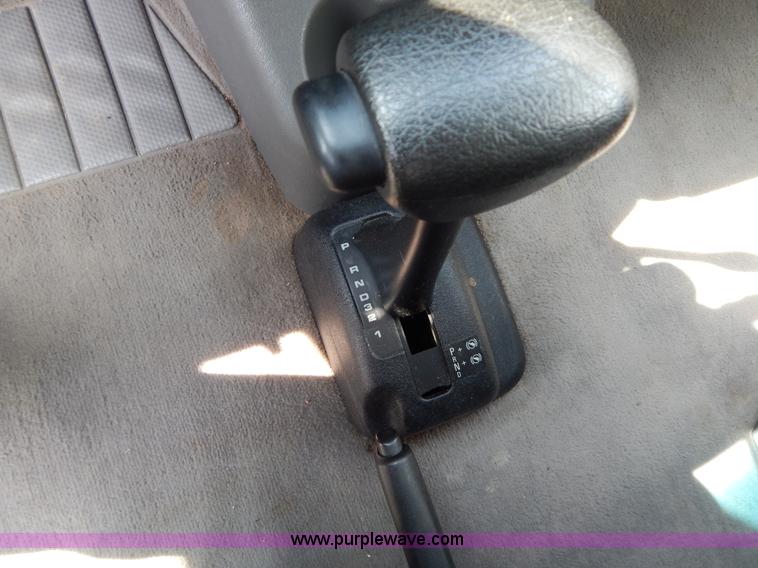 image for item Z9358 1999 Volkswagen VR6 van