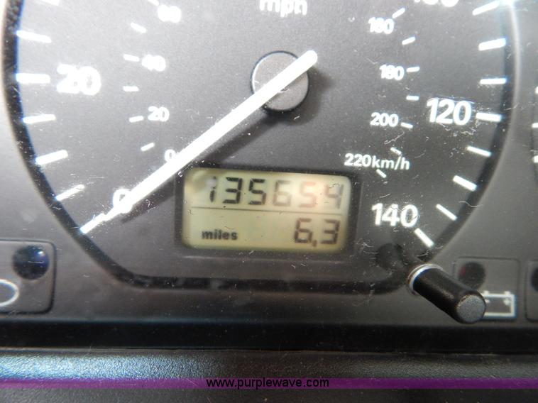 image for item Z9358 1999 Volkswagen VR6 van