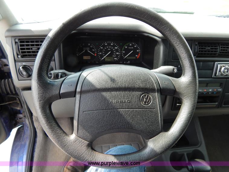 image for item Z9358 1999 Volkswagen VR6 van