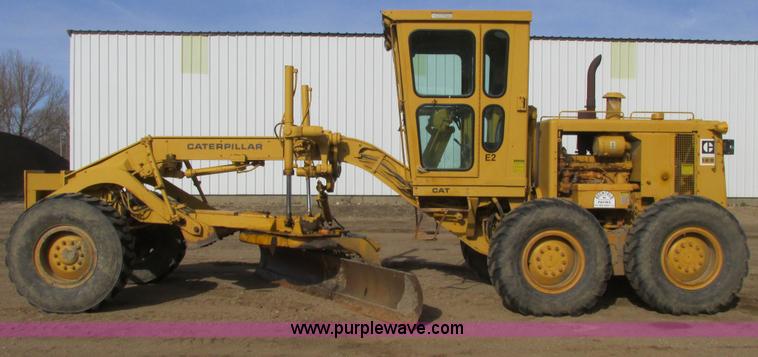 image for item A8660 1979 Caterpillar 12G motor grader
