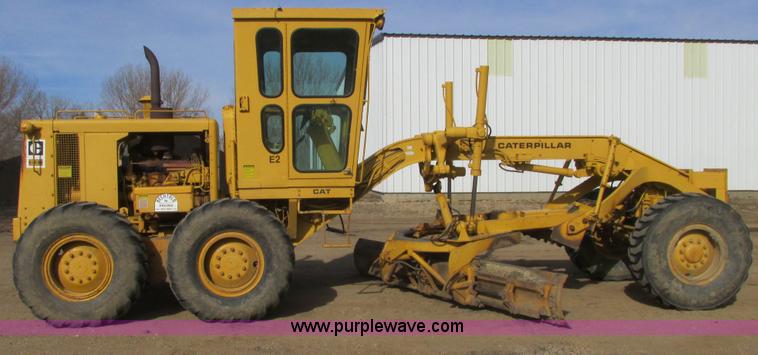 image for item A8660 1979 Caterpillar 12G motor grader
