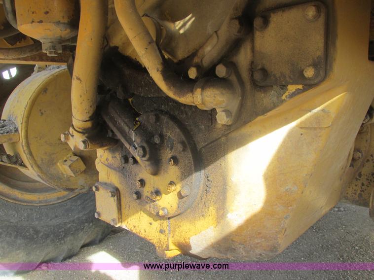 image for item A8660 1979 Caterpillar 12G motor grader
