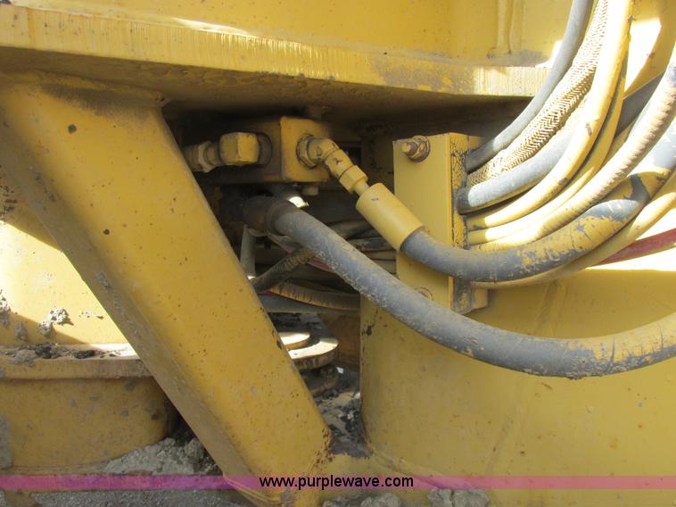 image for item A8660 1979 Caterpillar 12G motor grader