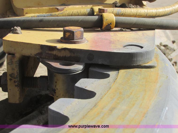 image for item A8660 1979 Caterpillar 12G motor grader