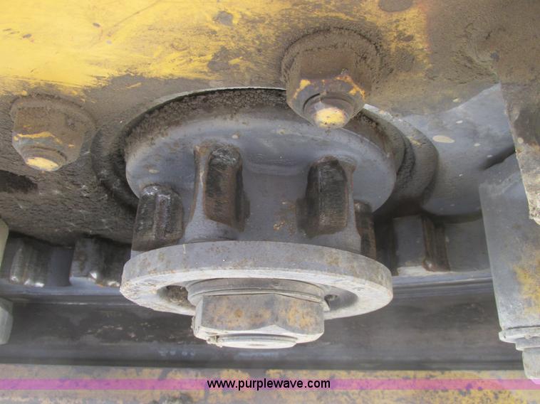 image for item A8660 1979 Caterpillar 12G motor grader