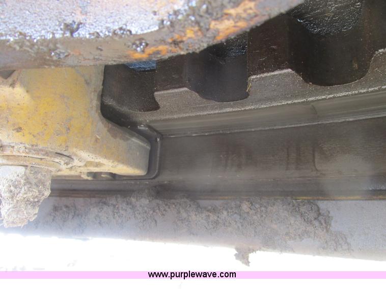 image for item A8660 1979 Caterpillar 12G motor grader