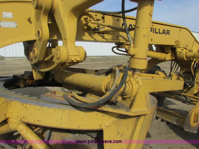 image for item A8660 1979 Caterpillar 12G motor grader