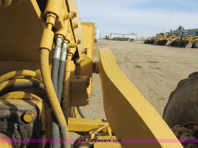 image for item A8660 1979 Caterpillar 12G motor grader