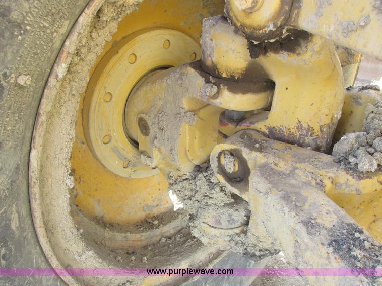 image for item A8660 1979 Caterpillar 12G motor grader
