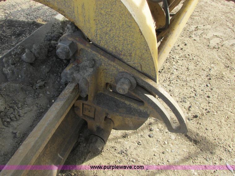 image for item A8660 1979 Caterpillar 12G motor grader