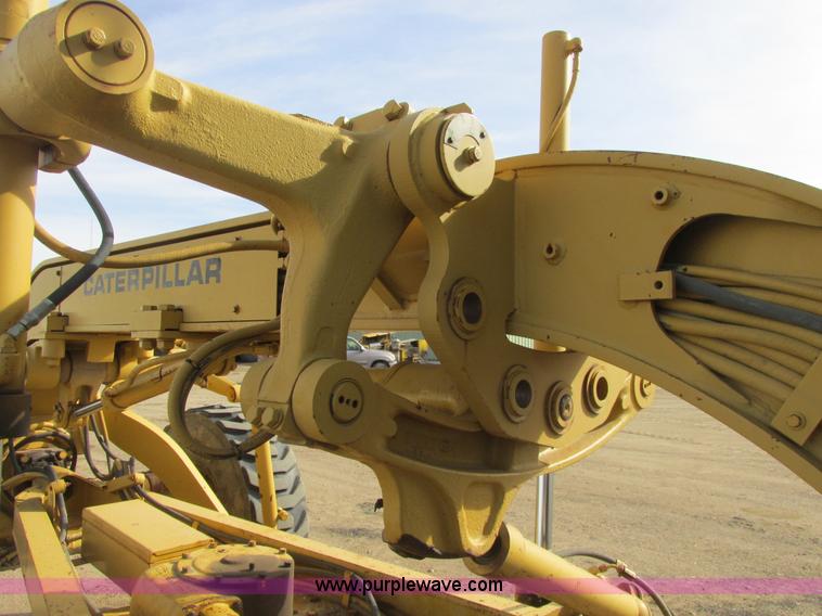 image for item A8660 1979 Caterpillar 12G motor grader