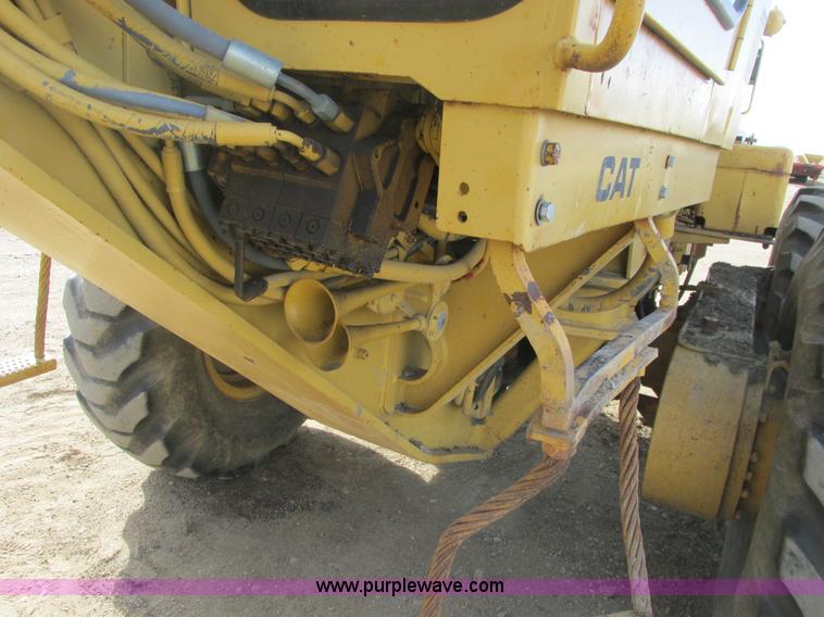 image for item A8660 1979 Caterpillar 12G motor grader