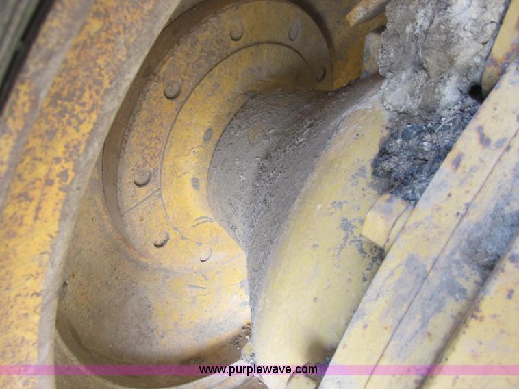 image for item A8660 1979 Caterpillar 12G motor grader