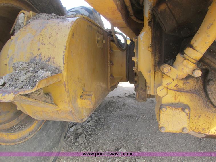 image for item A8660 1979 Caterpillar 12G motor grader