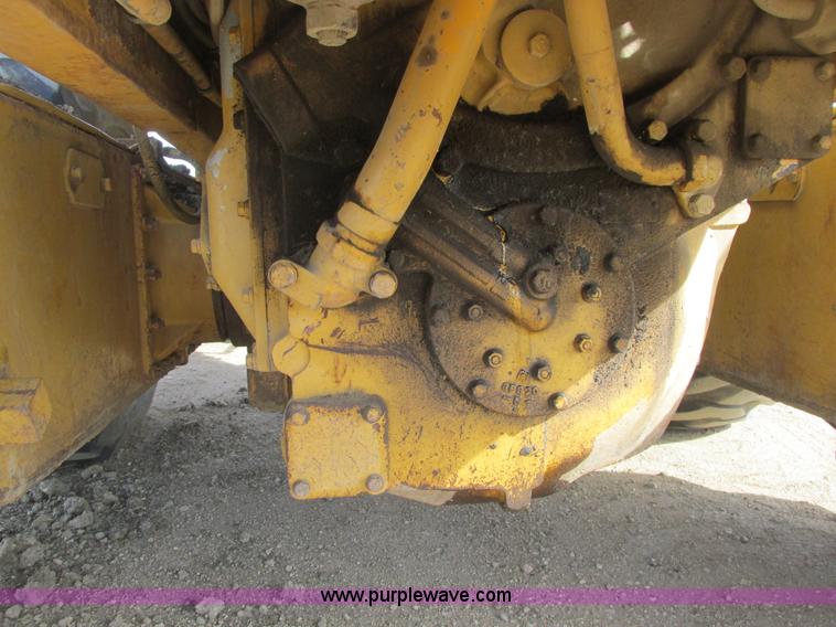 image for item A8660 1979 Caterpillar 12G motor grader