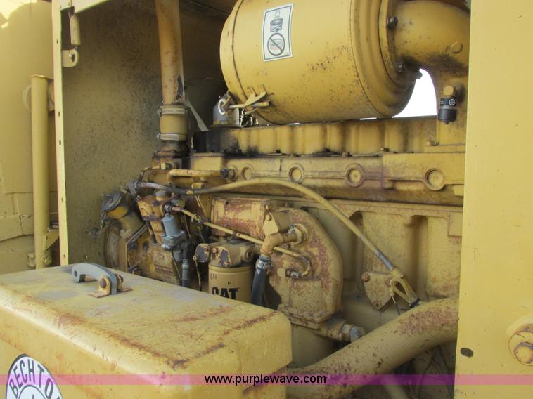 image for item A8660 1979 Caterpillar 12G motor grader
