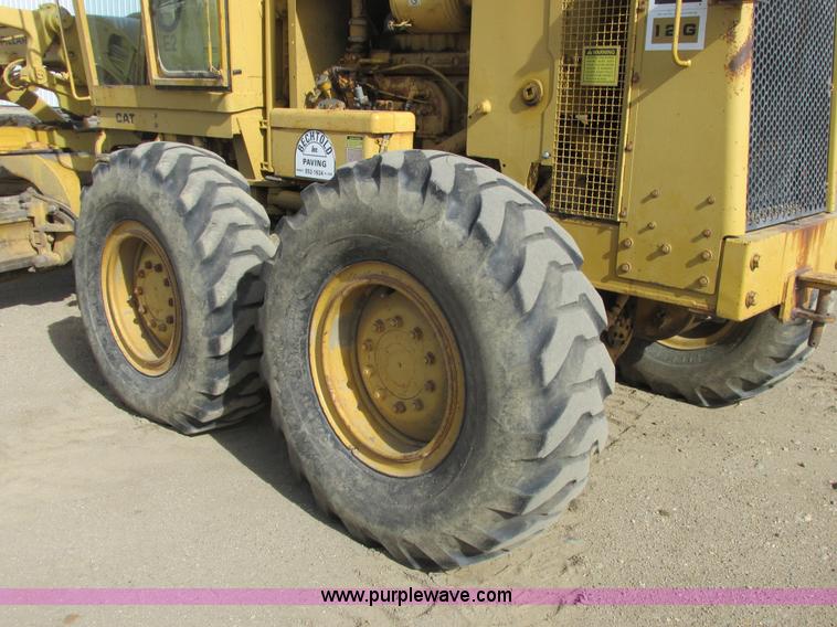 image for item A8660 1979 Caterpillar 12G motor grader