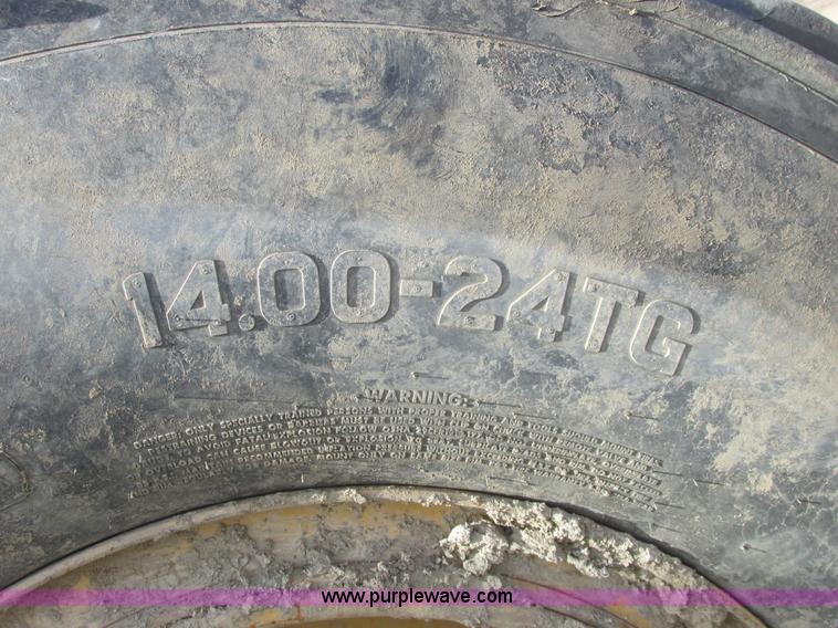 image for item A8660 1979 Caterpillar 12G motor grader