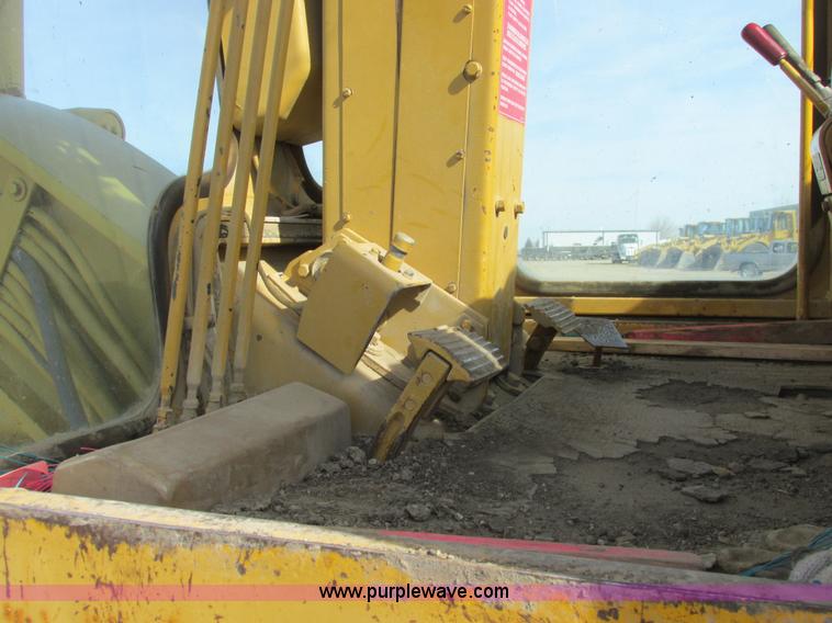 image for item A8660 1979 Caterpillar 12G motor grader