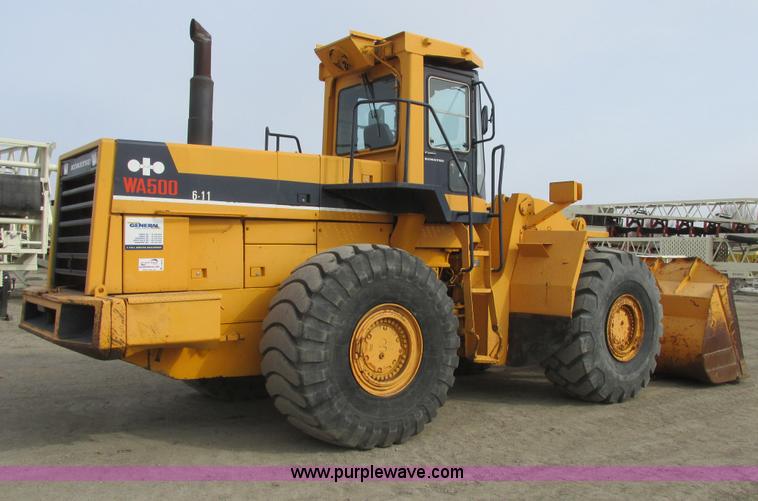 image for item A8679 1988 Komatsu WA500-1 wheel loader