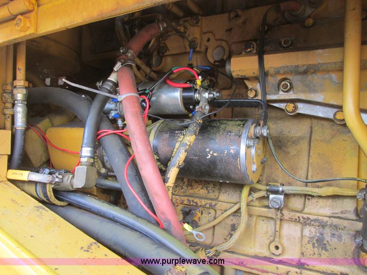 image for item A8679 1988 Komatsu WA500-1 wheel loader