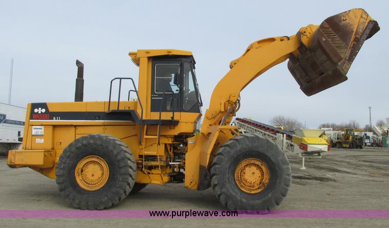 image for item A8679 1988 Komatsu WA500-1 wheel loader