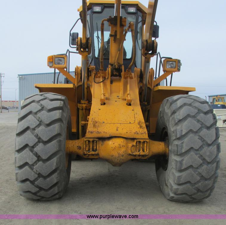 image for item A8679 1988 Komatsu WA500-1 wheel loader