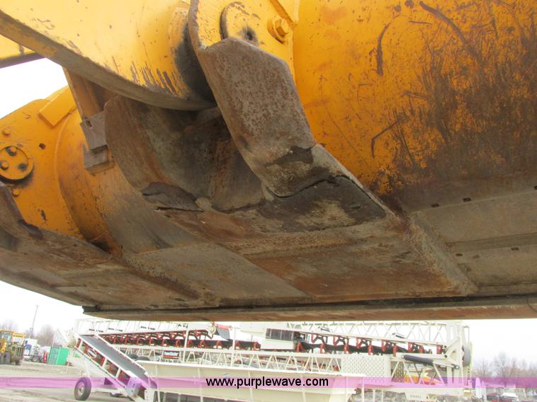 image for item A8679 1988 Komatsu WA500-1 wheel loader