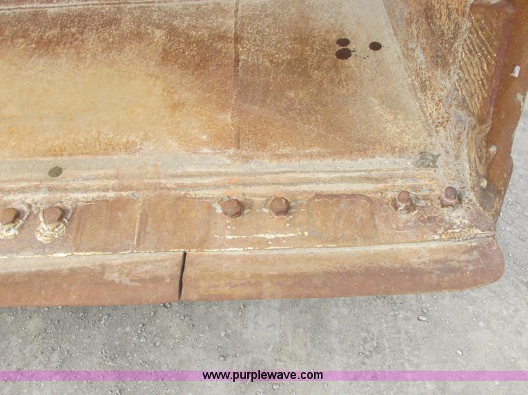 image for item A8679 1988 Komatsu WA500-1 wheel loader