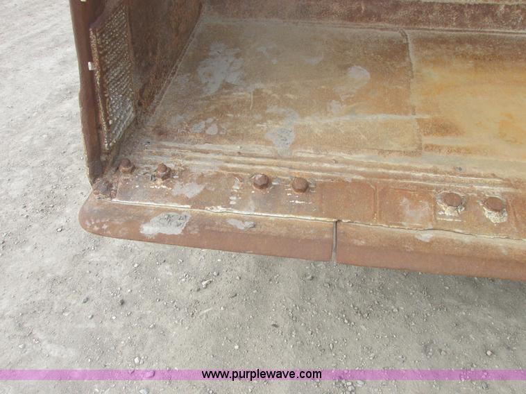 image for item A8679 1988 Komatsu WA500-1 wheel loader