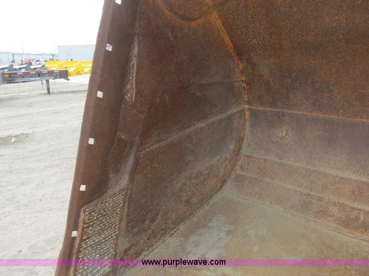 image for item A8679 1988 Komatsu WA500-1 wheel loader