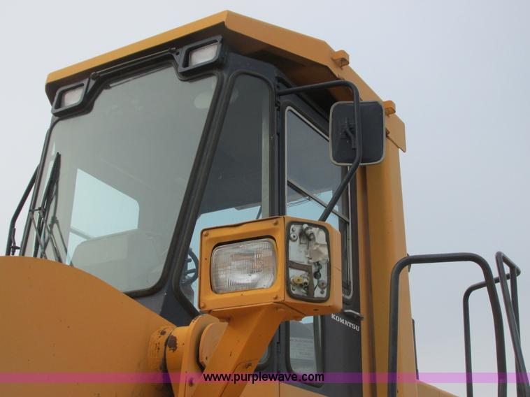 image for item A8679 1988 Komatsu WA500-1 wheel loader