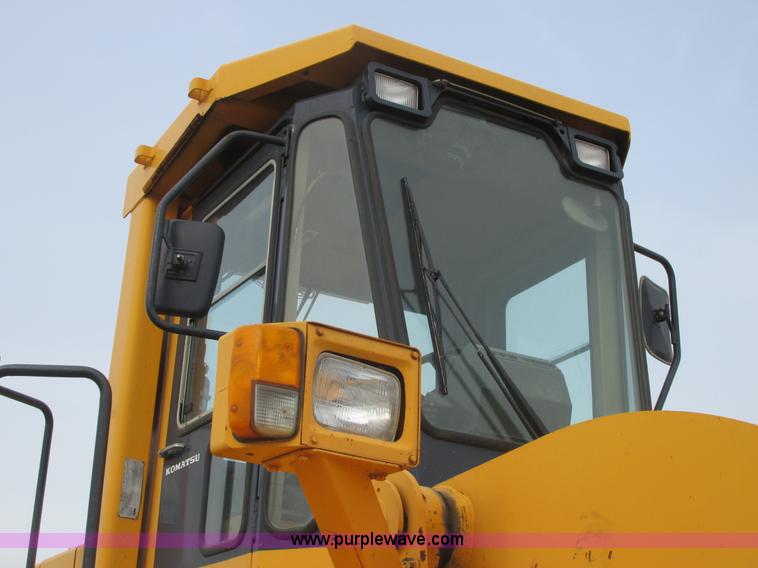 image for item A8679 1988 Komatsu WA500-1 wheel loader