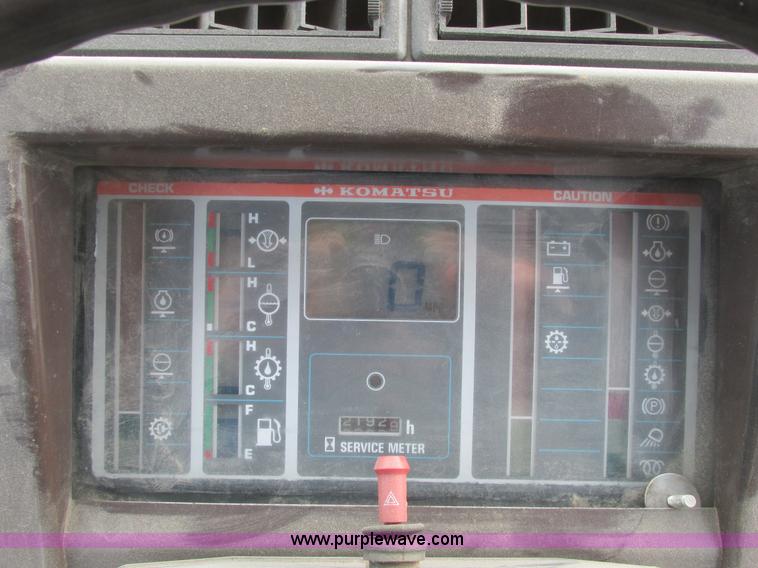 image for item A8679 1988 Komatsu WA500-1 wheel loader