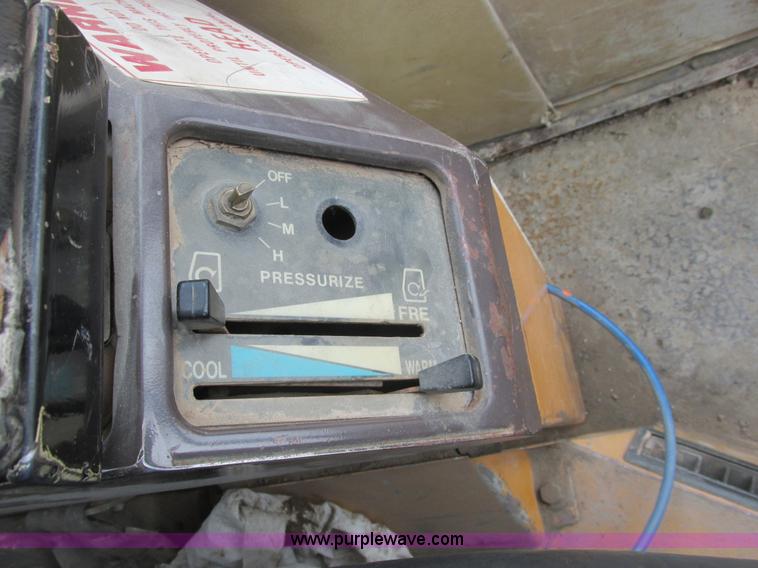 image for item A8679 1988 Komatsu WA500-1 wheel loader