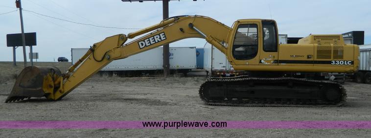 image for item AQ9481 1998 John Deere 330LC excavator