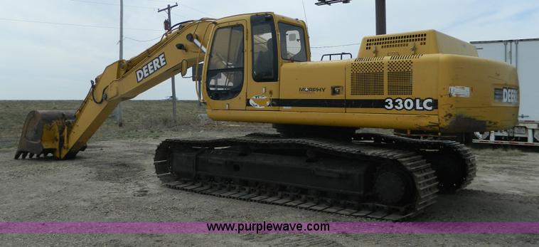 image for item AQ9481 1998 John Deere 330LC excavator