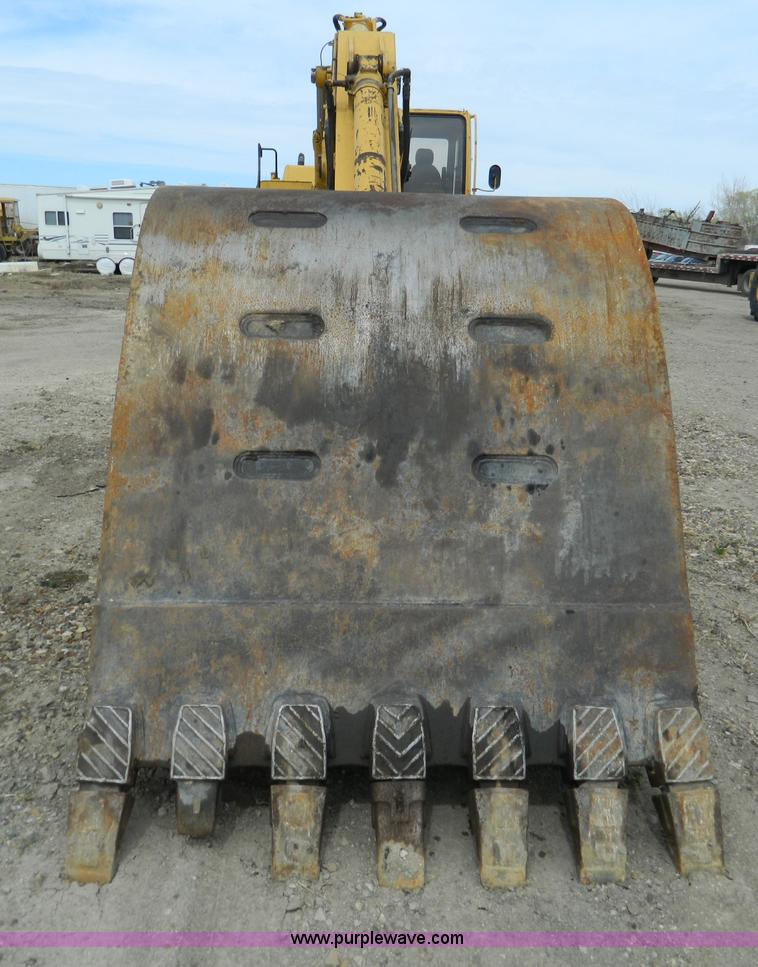 image for item AQ9481 1998 John Deere 330LC excavator
