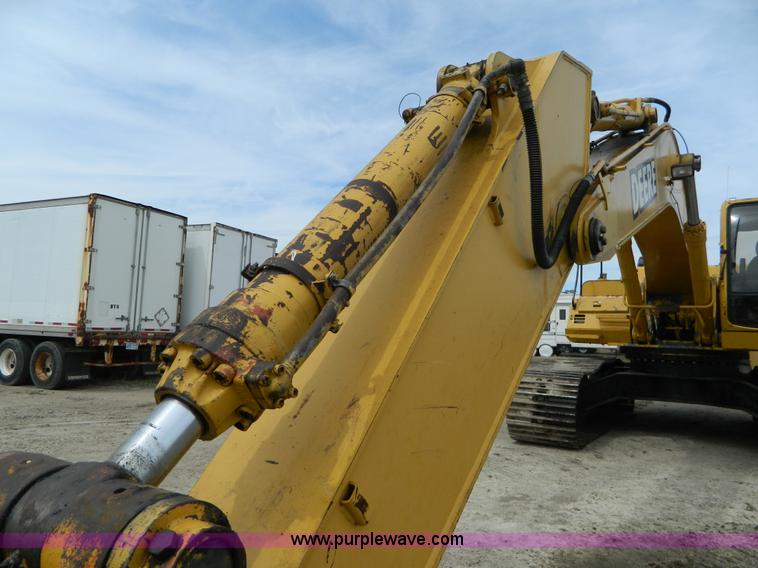 image for item AQ9481 1998 John Deere 330LC excavator