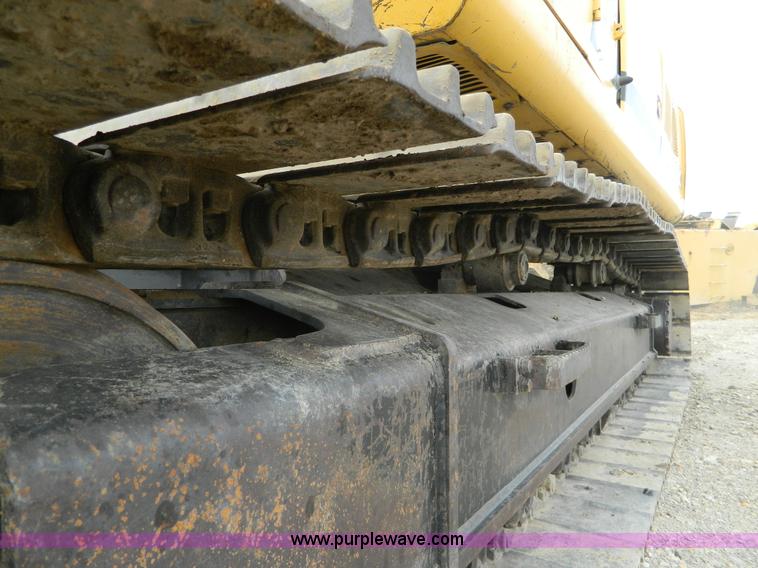 image for item AQ9481 1998 John Deere 330LC excavator